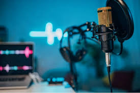 How Digital Tools Are Transforming Modern Radio Broadcasting